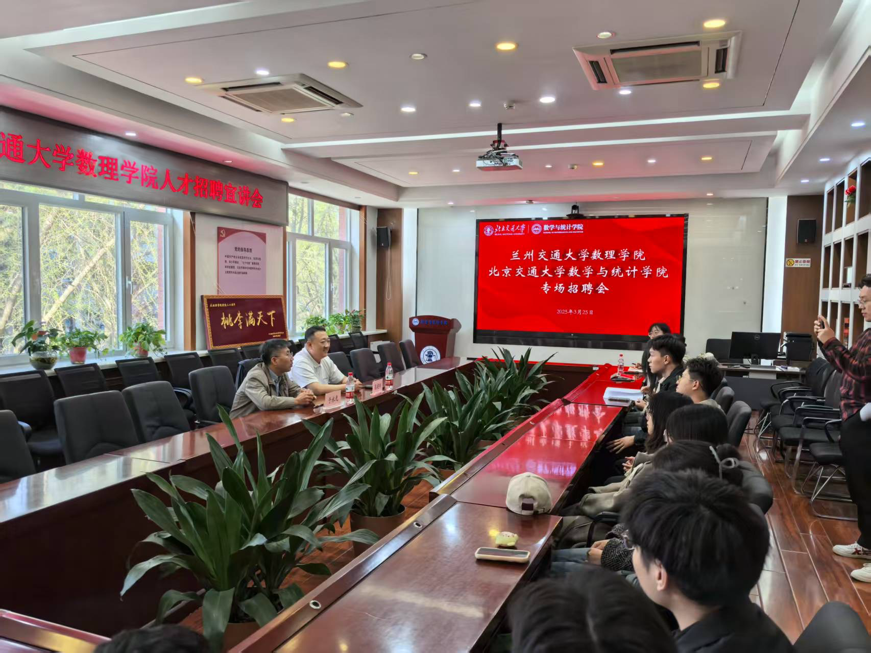 139407355.png 01.png