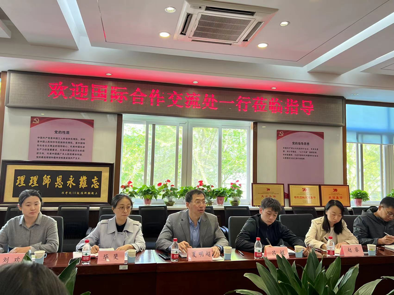 108295873.png 6a8c32e99345f40a54aa10140328bbc.png