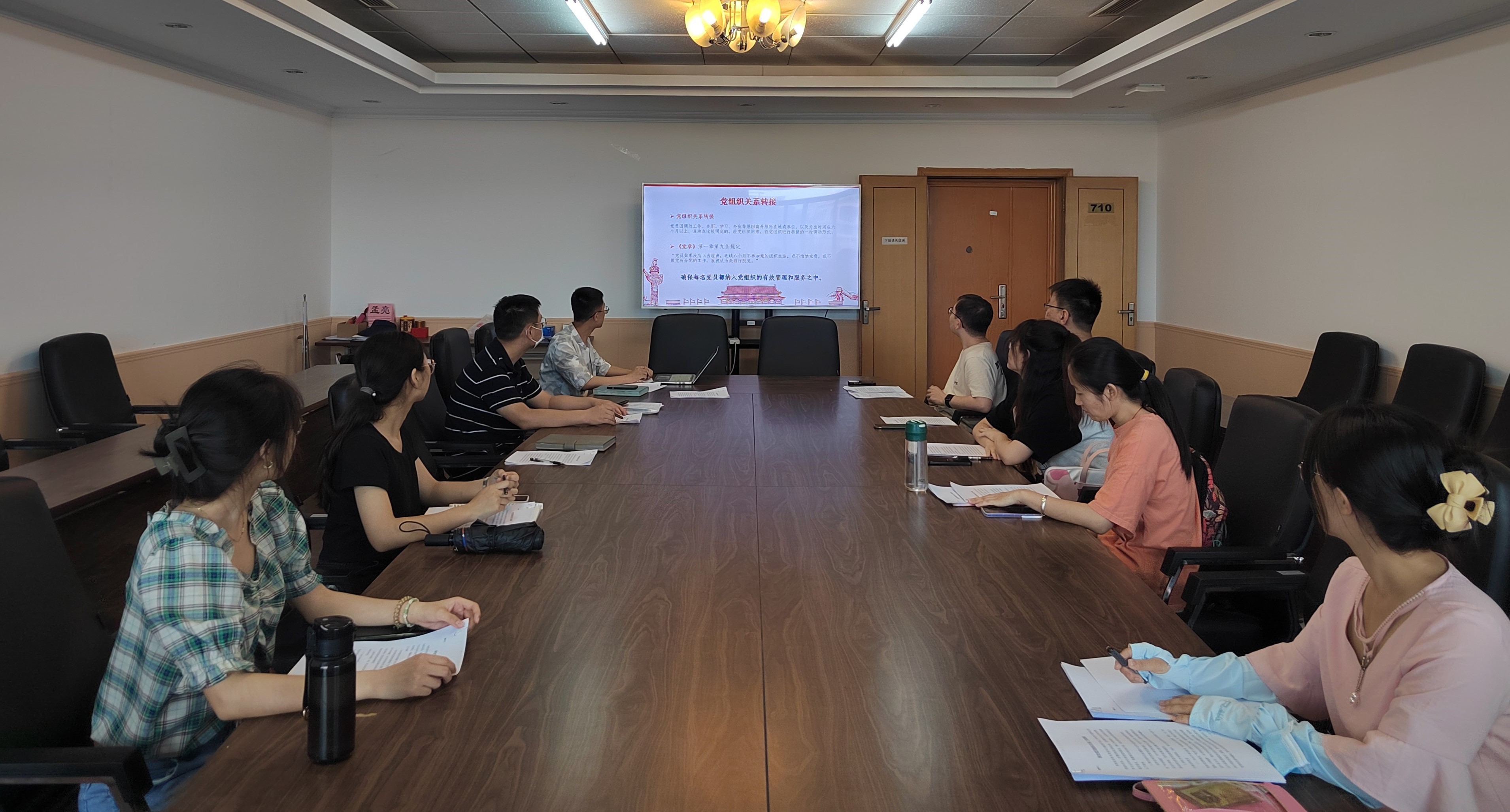 232340851.jpg 1d6cd819907261a303da5636c2d25af.jpg